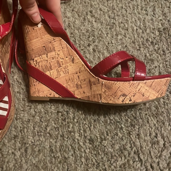 Kardashian Kollection wedged heels size 7 - Picture 3 of 8